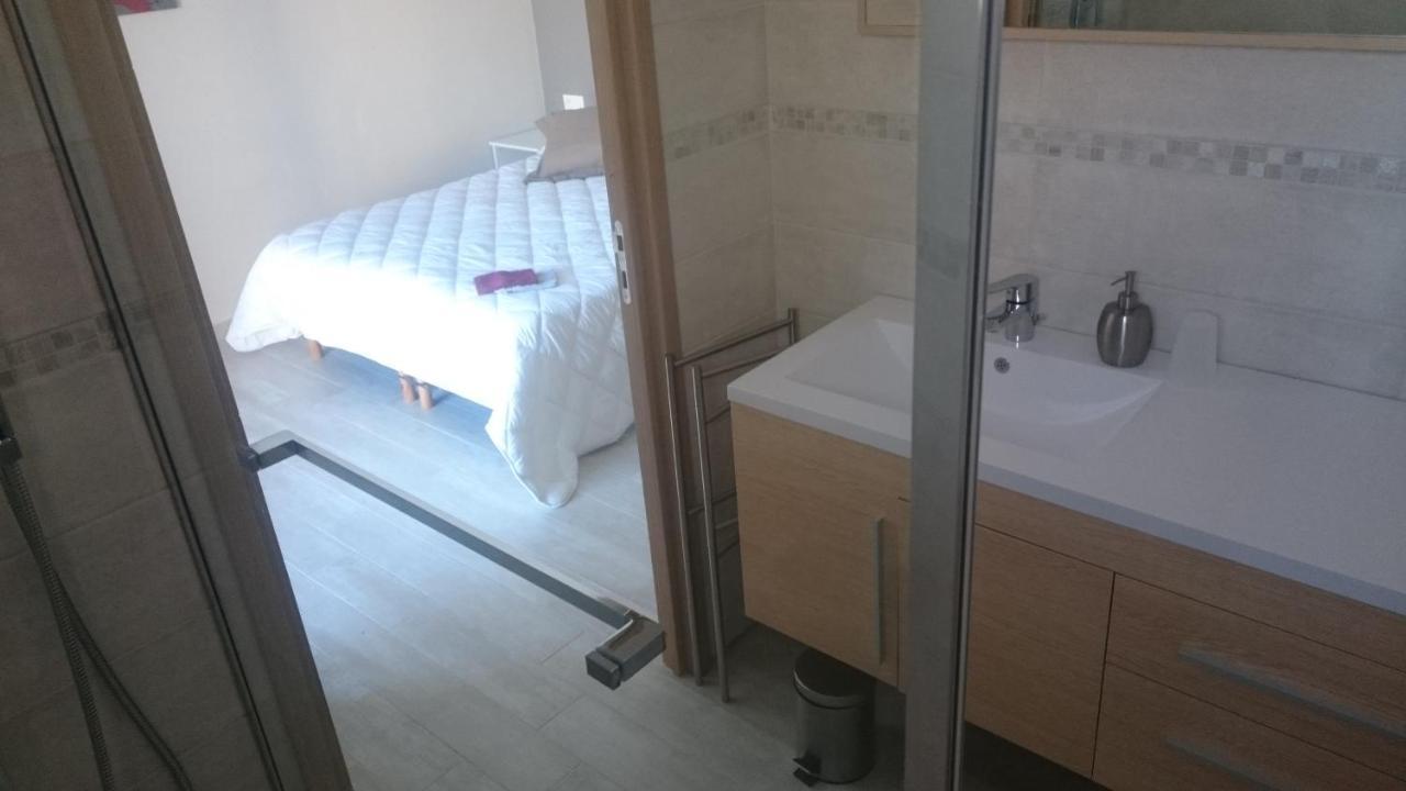 Les Figues Bed & Breakfast Caromb Ngoại thất bức ảnh